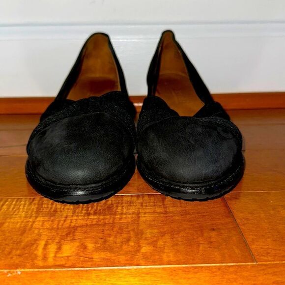 Gentle Souls Newman Black Nubuck Low Wedge Slip-On Loafers Sz 7.5 - Picture 5 of 9